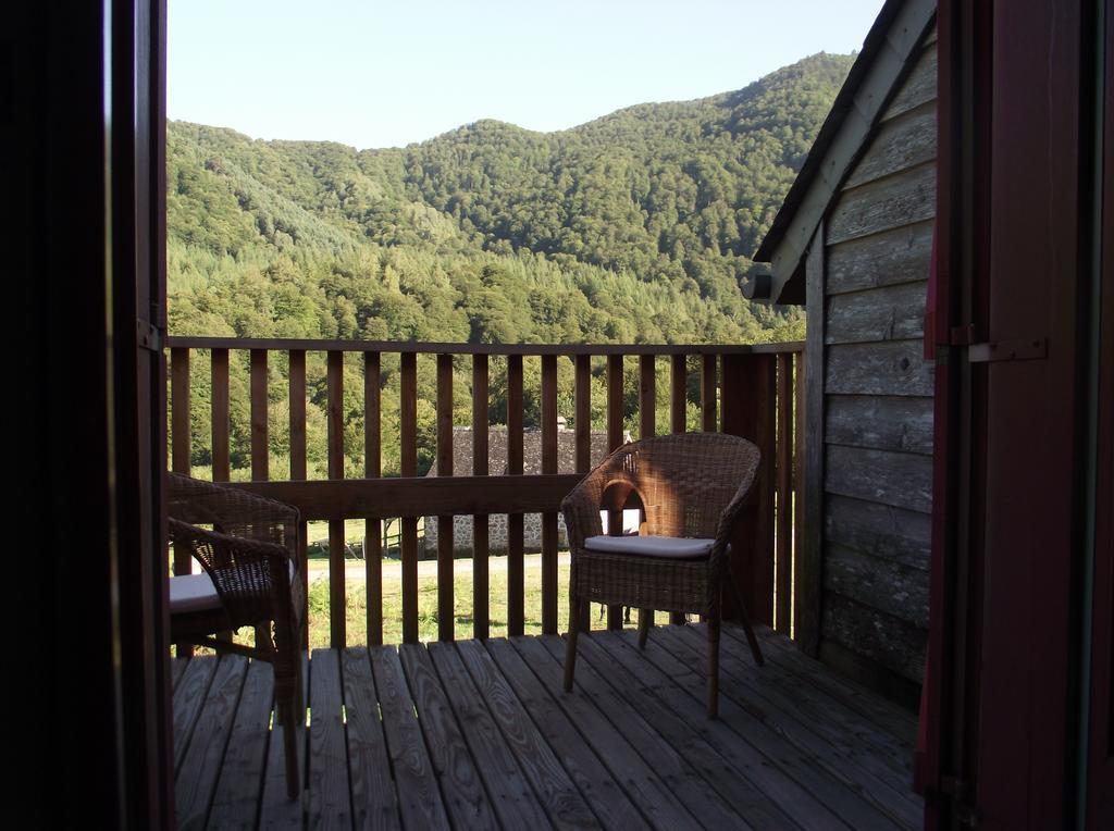 Les Chalets De La Foret D'Issaux Osse-en-Aspe Rom bilde